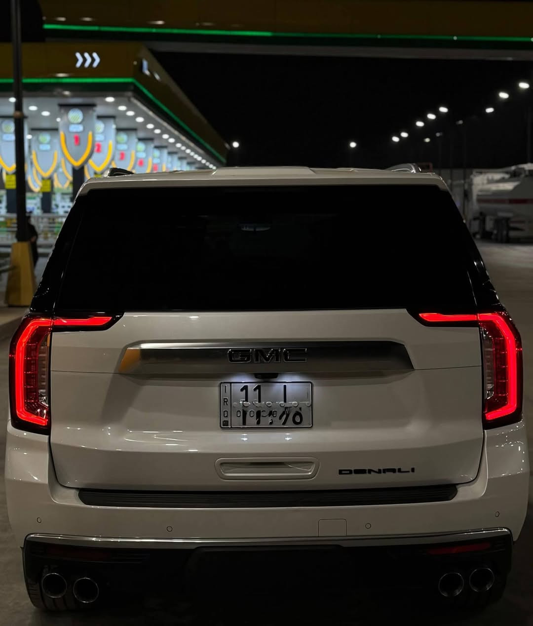 السياره بيع فقط بدون مراوس
اليدور جديد ونظيف هذا جديد 🤍
GMC يوكون دينالي 2022 وارد امريكي 
ماشيه 70 الف مايل 
حادثها طخه بالجاملغ فقط ايرباك ستيرن وبرده فقط وراجع سستم ✅
المواصفات معروفه
محرك 6.2 V8 مفتوح بالشركه مشتغلي شغل درجه اولى 
بانوراما
داتا شو
5 كاميرات
دوس كهرباء
كشنات جلد
كشنات كهرباء
كشنات حار بارد
خزن ميموري
رادار 360 درجه
نقطه عمياء
مري شفط
ترحيب دوس ومري
جنطه كهرباء
حساس امامي خلفي
لد امامي خلفي
كشن هزاز
فور ويل 4X4 درايف
ويل كب حجم 22
السياره مواصفاتها متخلص معروفه ✅
ملاحظه/السياره عدا حادثها مكفوله كفاله عامه من الشخط وعليها ادامه كامله من الألف للياء ممحتاجه اي شي وخاليه من الملاحظات ✅
تخم تايرات دلوب شديتهن قبل شهر ✅
رقم بغداد بااسمي مميز تحويل ثاني يوم
مكاني بغداد الكريعات
السعر 435 والمجال بسيط 
هـ*********** الشراي يتصل
