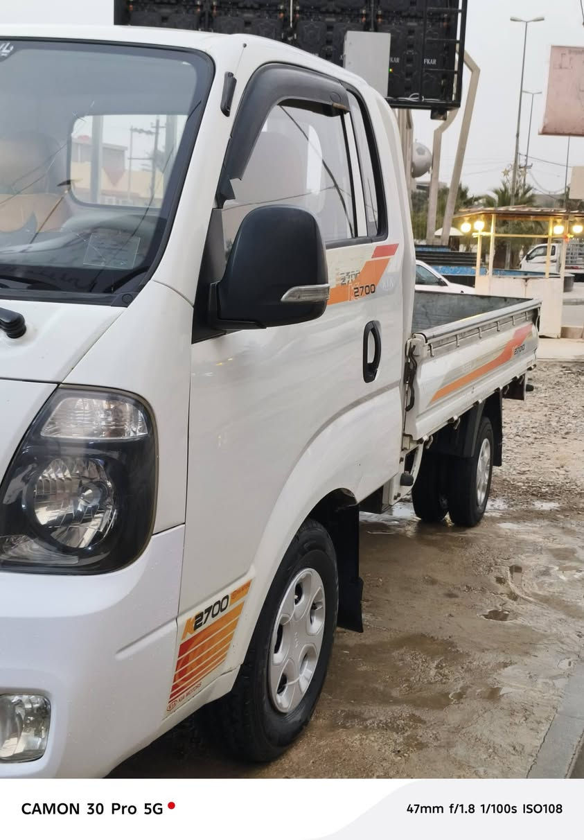 السلام عليكم
كيا حمل 2017 للبيع رقم واسط دولي سنوية مجددة مكفولة كفالة عامة مكينة كير خير من الله صدر أمامي جديد ستوني شادة باور ومشط ستيرن جديد السيارة نظيفة خير من الله مال جناي السعر 115 المكان واسط العزيزية أي استفسار اتصل عل خط
***********
