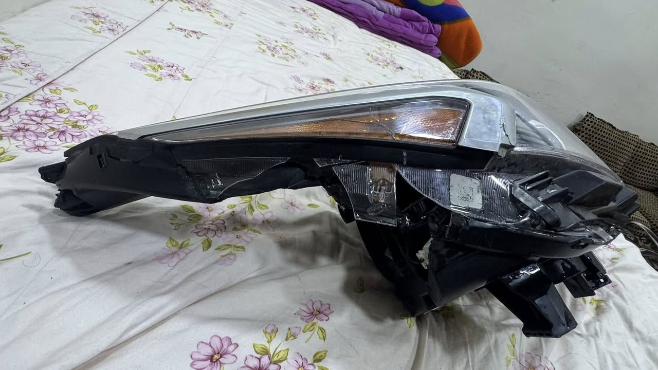 لايت فورتي 2023 للبيع بي كسر بسيط يتصلح ***********مكاني موصل
