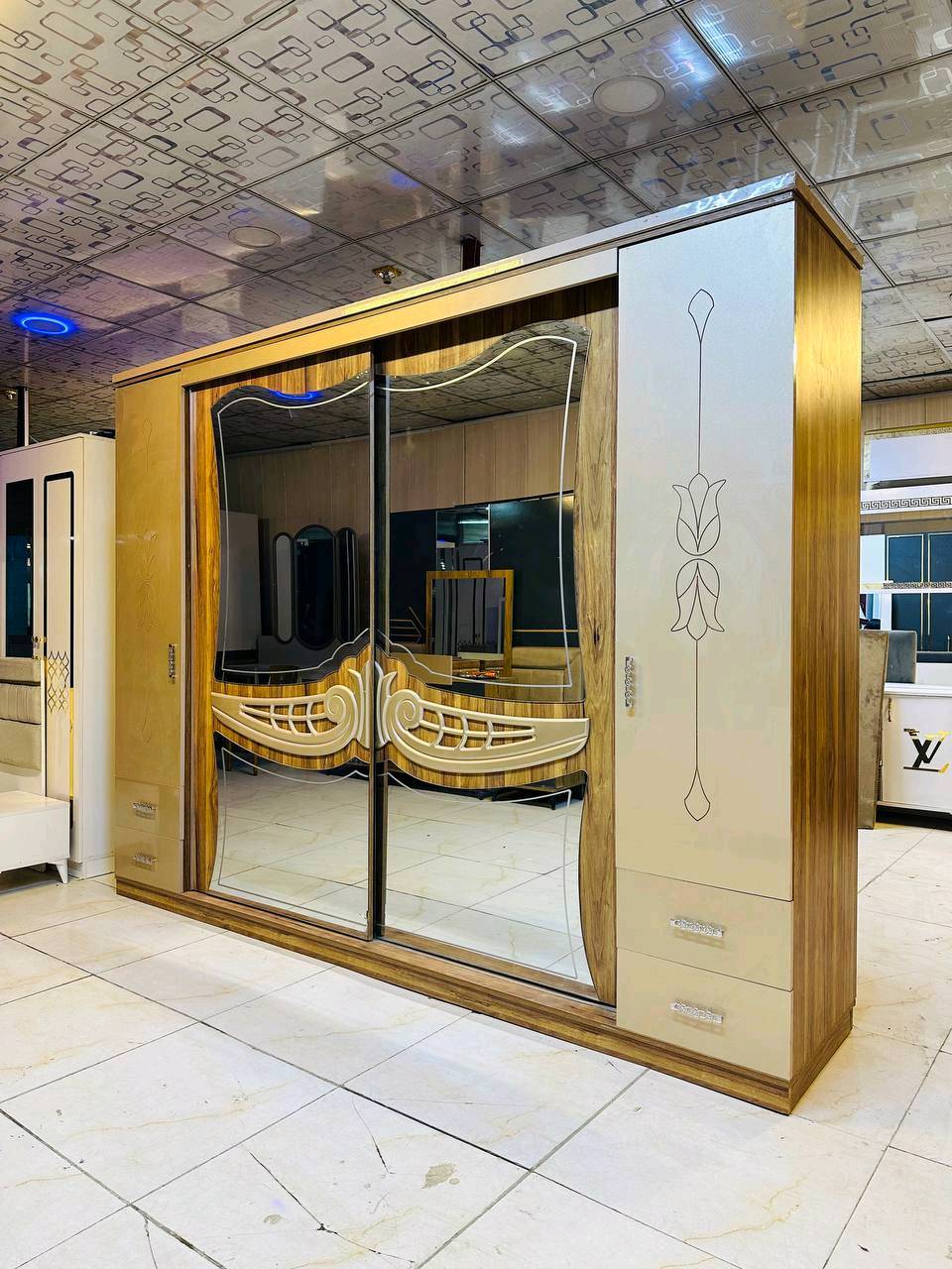 غرفه تركيه كلش نضيفه 5 قطع 550 نقل وشد مجاني