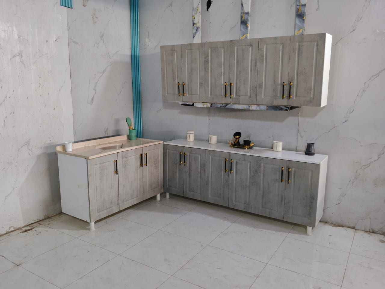 كاونتر خشب تركي HDF
قياس مترين
وسنك متر وعشرين. 
توصيل لكل المحافضات بغداد, العراق


**إذا كنت صاحب هذا الإعلان وتريد حذفه لأي سبب، رجاءا أرسل رسالة إلى الدعم الفني**