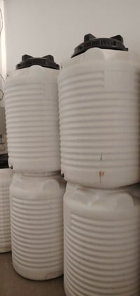 خزان ٤٠٠لتر للبيع سعر الجملة العدد ٢٩  خزان بسعر ٢٥ دينار للخزان البيع...