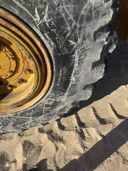 للبيع حجري حجم ٢٣-٥-٢٥       ***********
@
