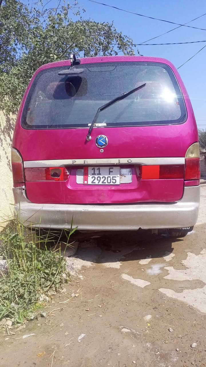 السلام عليكم كيا بريجو للبيع موديل 1996 سياره خير من الله حدادية خير من الله شواصي أربعة انضاف مكفولات محرك  مكفول من التبخير والتنقيص سنوية 27 السعر اتصل ***********
