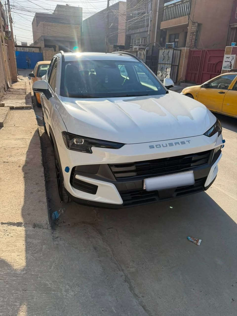 سلام وعليكم جيتور سوئيست بلكن هايبرد موديل ٢٠٢٦ زيرو مرقم كامل فول مواصفات

العداد: 20الف
ضمان شركه هارلم دفتر الضمان موجد داخل سياره
المواصفات:
*إطارات قياس 20 إنچ
*فتحة سقف بانوراما 1.1 م

*شاشة عدادات رقمية قياس 10.25 إنچ
*مقصورة الركاب من الجلد الفاخر
*مقعد السائق والراكب كهربائي
*مقاعد السائق والراكب مبردة
*كاميرات محيطية 540 درجة
*مثبت سرعة مع رادار تفاعلي 
*نظام مراقبة النقطة العمياء 
*نظام تحذير مغادرة المسار
* نظام المساعدة للبقاء في المسار
*نظام الكبح التلقائي في حالة الطوارئ
*نظام القيادة شبه الذاتية
*نظام الفرامل اليدوية الاوتوماتيكي Auto hold 
*نظام التحكم بنزول المنحدرات
*حساسات أمامية
*حساسات خلفية
*نظام التحذير من التصادم الأمامي والخلفي 
*نظام ابل كار بلاي واندرويد أوتو لاسلكي
*نظام صوتي متطور 8 سماعات من Sony 
*بلوتوث / هاتف السيارة
*إنارة محيطية لون ازرق
*إنارة ترحيبية
*صندوق كهربائي 
*المرايا الجانبية قابلة للطي كهربائياً ومدفئة
*مصابيح أمامية أوتوماتيكية LED مع مصابيح نهارية LED
*نظام التحكم الذكي بالإنارة العالية
*نظام تقنية الهواء بالايونات PM2.5
*فلتر تنقية الهواء (N95)
*دخول ذكي (بصمة)
*تشغيل عن بعد
*خاصية إغلاق الشبابيك وفتحة السقف عن بعد 
*شاحن هاتف لاسلكي سريع
*ماسحات الزجاج الامامي مع حساس للمطر
*مسند الذراع الوسطي مع ثلاجة
*وضعيات قيادة متعددة 
*نظام مراقبة ضغط الإطارات
*وسائد هوائية امامية وجانبية
32وقابل التفاوض
***********
***********
