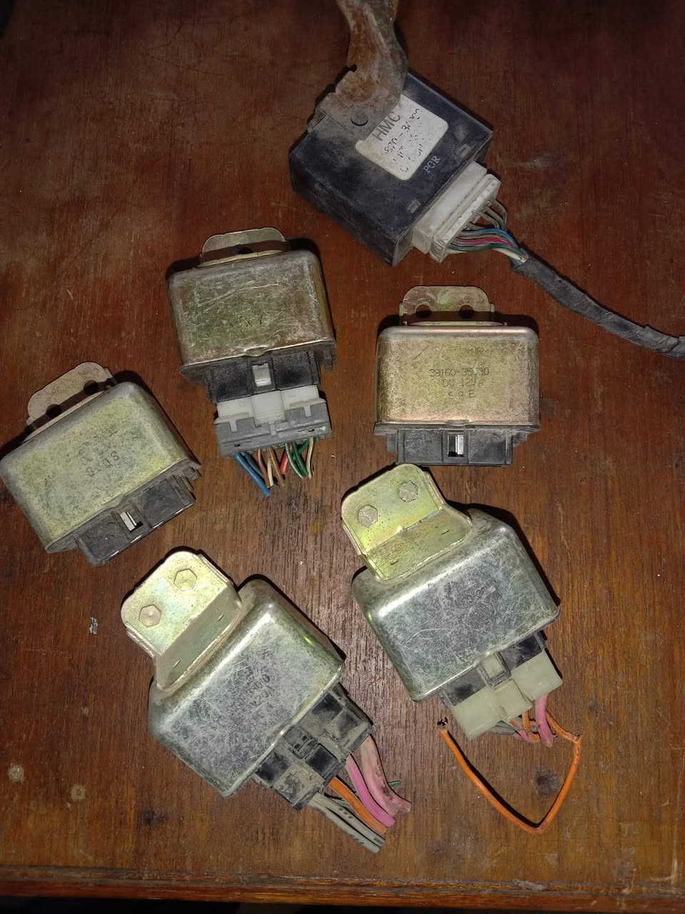 السلام عليكم ورحمه الله وبركاته غراض سوناتا تو حاويه اصلي ويوجد توصيل جميع المحافظات جميع كماليات واكسسوارات سوناتا تو تلكاها عدنا وشرط نضافه للاستفسار الاتصال على الرقم ‏‪***********‬‏واتساب
