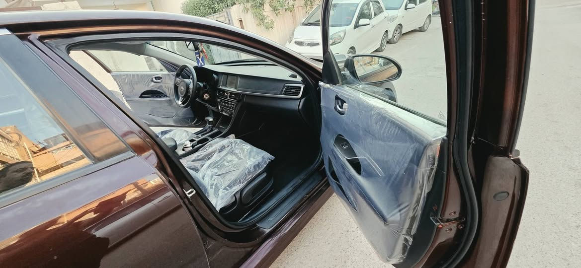 🚗 كيا اوبتما
📅 موديل: 2018
 ⚙️ محرك: 2400
 📏 الممشى: 58 ألف ميل فقط

✨ المواصفات:
• شاشة أصلية
• كاميرا خلفية دوارة
• رادار النقطة العمياء تحذيرية
• حساسات خلفية أصلية
• وضعيات قيادة متعددة
📌 ملاحظات مهمة:
• السيارة بيها حادث (موضح بالصور)
• رقم الشاصي مذكور بكل شفافية
• بيها بارد بالقمارة بنفس جهة الحادث
📍 رقم: بغداد ألماني

📞 للتواصل: ***********

