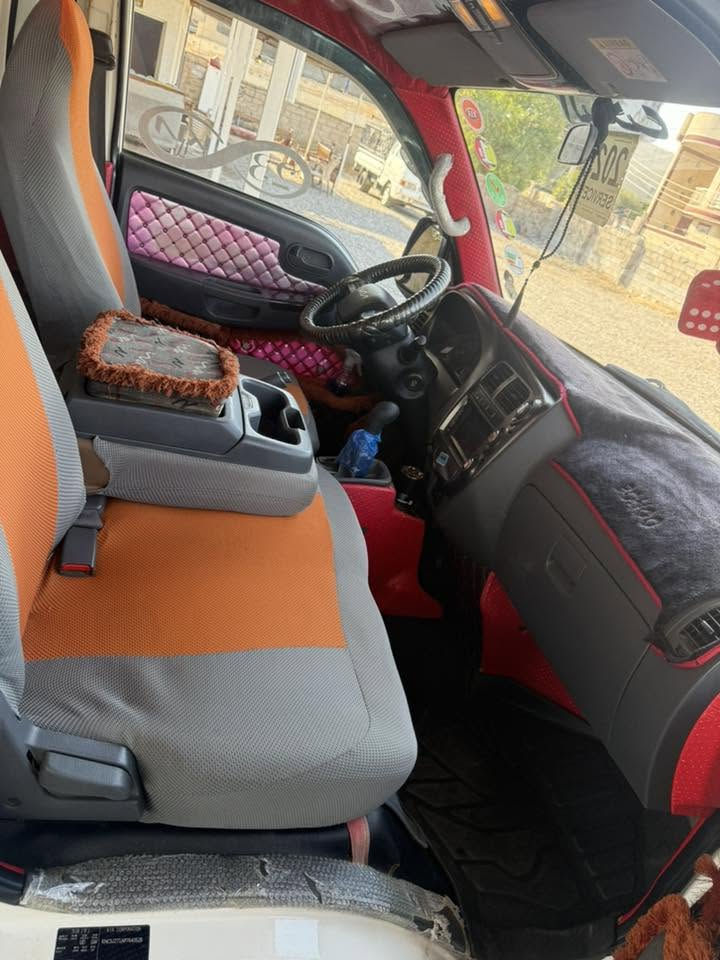 السلام عليكم للبيع كيا حمل موديل 2023 رقم بغداد سياره جديده مكفوله كفاله عامه جاهزه محجر ودروعه سياره خير من الله السعر 153 وبيها مجال ***********
