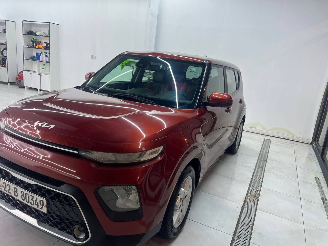 السلام عليكم كيا صول٢٠٢٢ السيارة كلين بي فقط كسر بل دعامية سيارة كفالة من ضربه وصبغ وتبديل رقم اربيل باسمي هزه جديدة سيارة محرك ٢٠٠٠ دوش شاشة كأمره خلفية سيارة جاهزه بدون نواقص ماشية ٣٥ الف ميل تريد وكالة تحويل بالخدمه السعر١٤٤ ورقه وبيها مجال بسيط مكان سيارة بصره ***********
