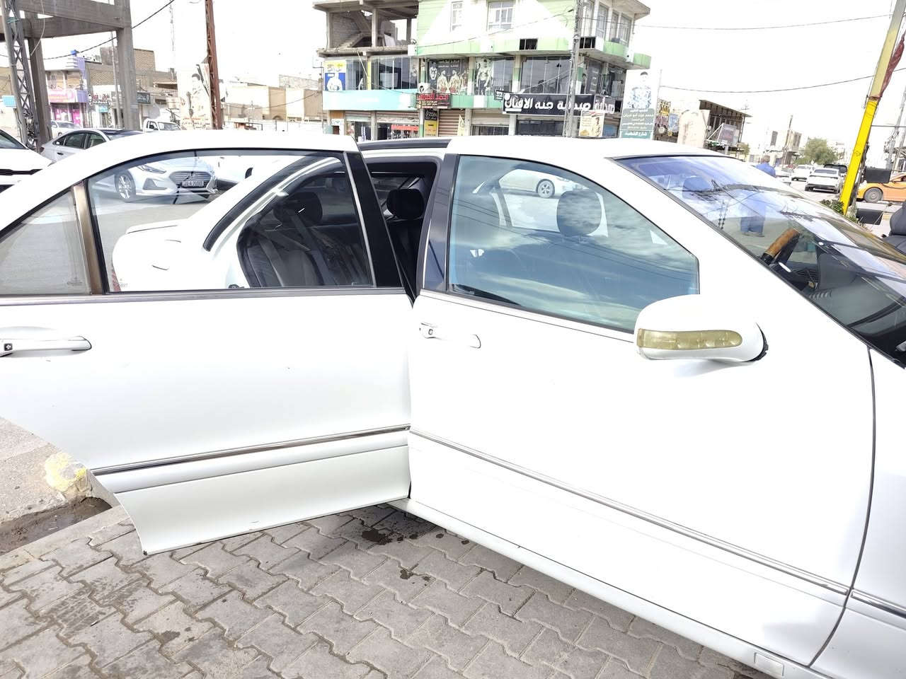 السلام عليكم
مرسيدس غواصة S500باب طويل رقم كركوك مامدفوع كمرك 
سعرها ب70ورقه
موجود النجف الاشرف تحياتي لكم


**إذا كنت صاحب هذا الإعلان وتريد حذفه لأي سبب، رجاءا أرسل رسالة إلى الدعم الفني**