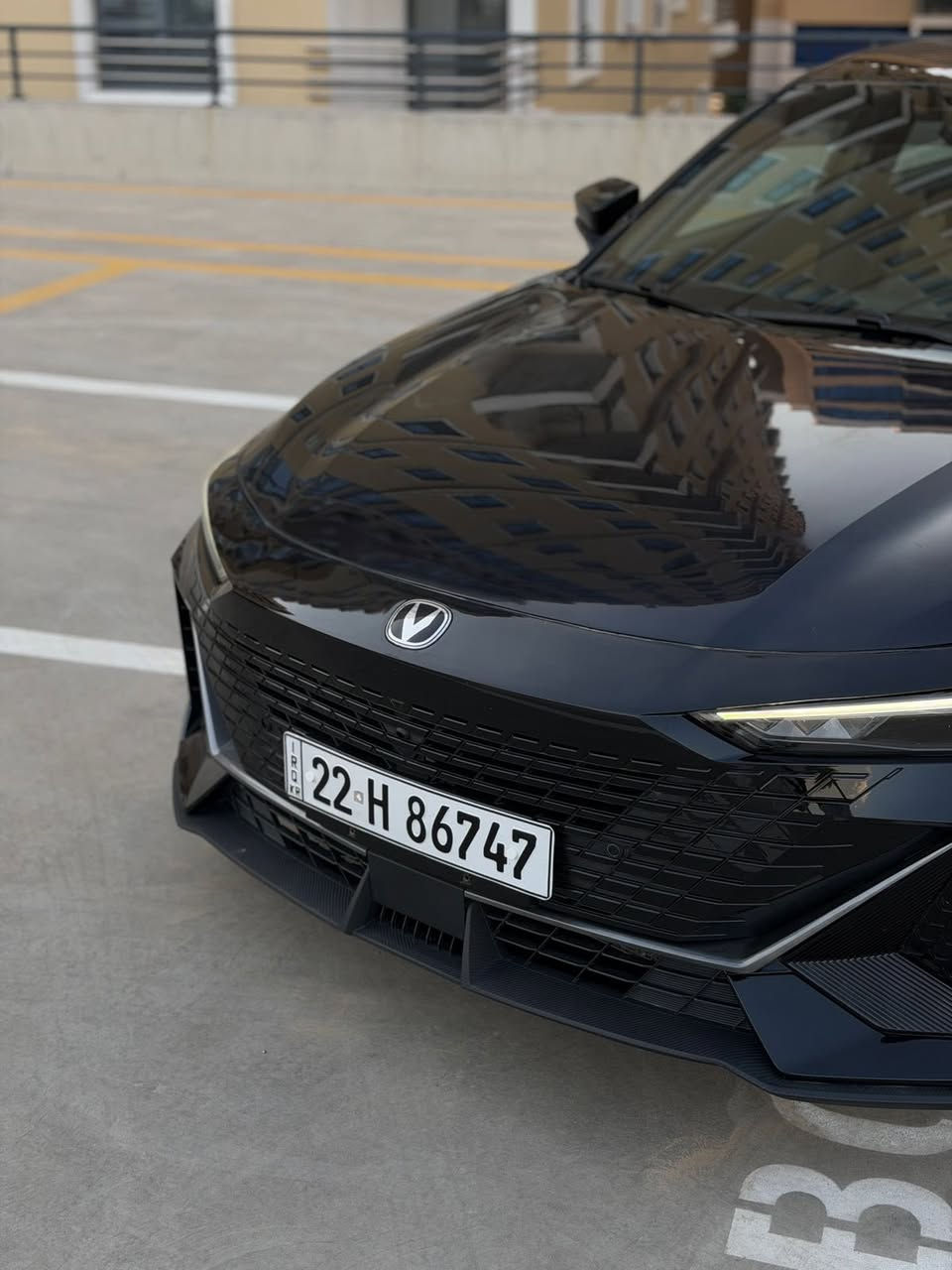 للبيع شانجان UN-V موديل 2024  🔥
محرك 1.5 Turbo  🚀
ماشية 40 ألف كم فقط  

السيارة بحالة ممتازة واستخدام مرتب،  
بيها صبغ تجميلي خفيف:  
شبر بالباب + شوية بالبنيد فقط.  

السعر مناسب جداً وأرخص من أغلب خواتها بالسوق 🔥  
والسيارة ما تحتاج أي صرف.  

للمهتم يتصل على الرقم 
***********
