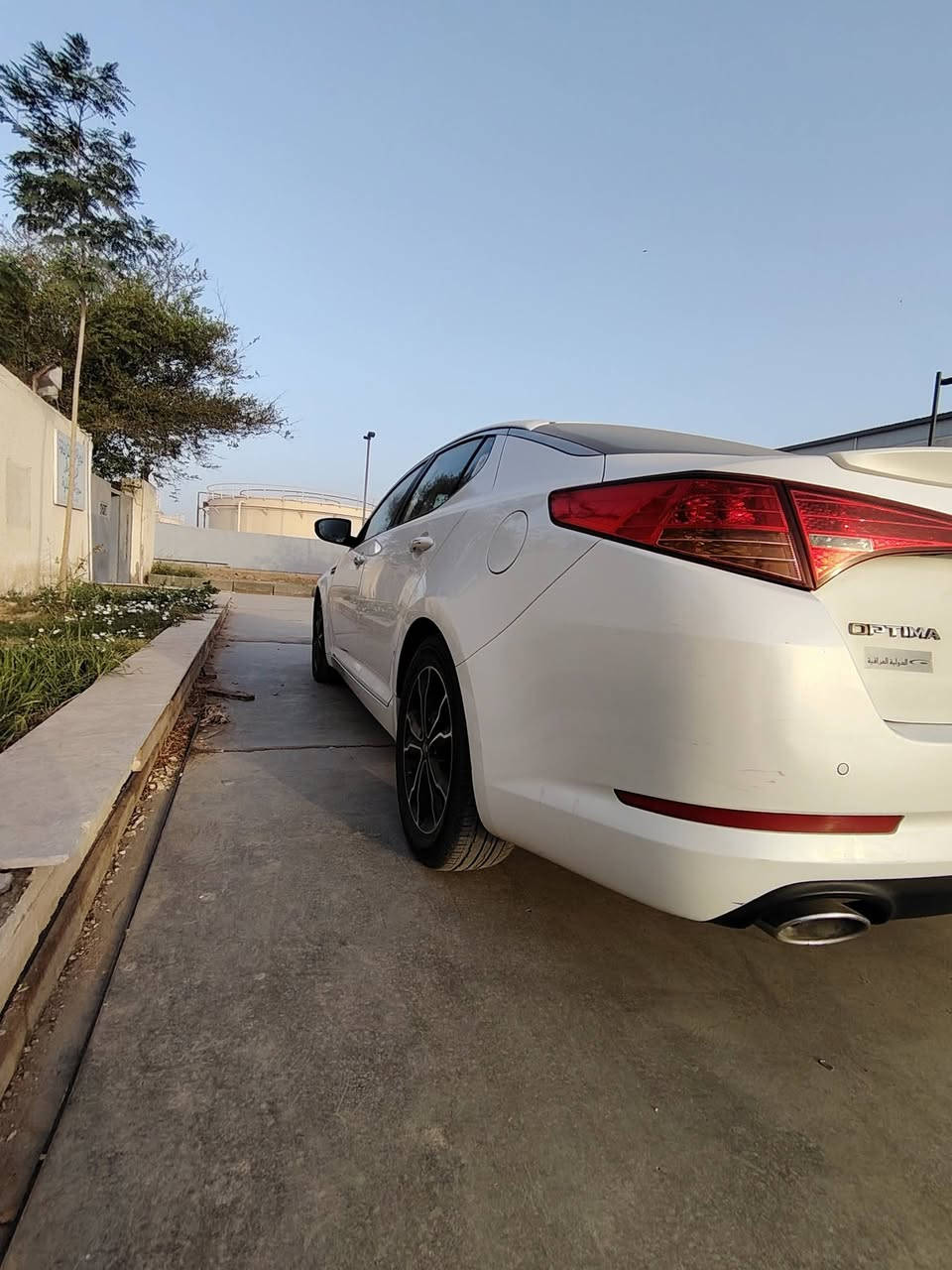 السلام عليكم

فقط الي يدور جديد ومكفول الشركة الدولية 
اوبتما موديل 2013 خليجي كفاله عامه عده مكانين بارد ع كد شبر
ابيض رقم بغداد الجديد بأسمي شرط التحويل السياره ع ايد صديقي من الشركه اني ثاني مالك اله  قبل كم يوم شاد عبوه فيت بم ب٢٣٠ الف وبلكات ٦٠ يعني السياره مهتمين بيه ماشيه ١٣٠ كم حقيقي موصفاته كدامك بالصور 

السعر ١٤٥ وبيه مجال حك جيتك مكاني مدينه الصدر

رقم الهاتف ***********
