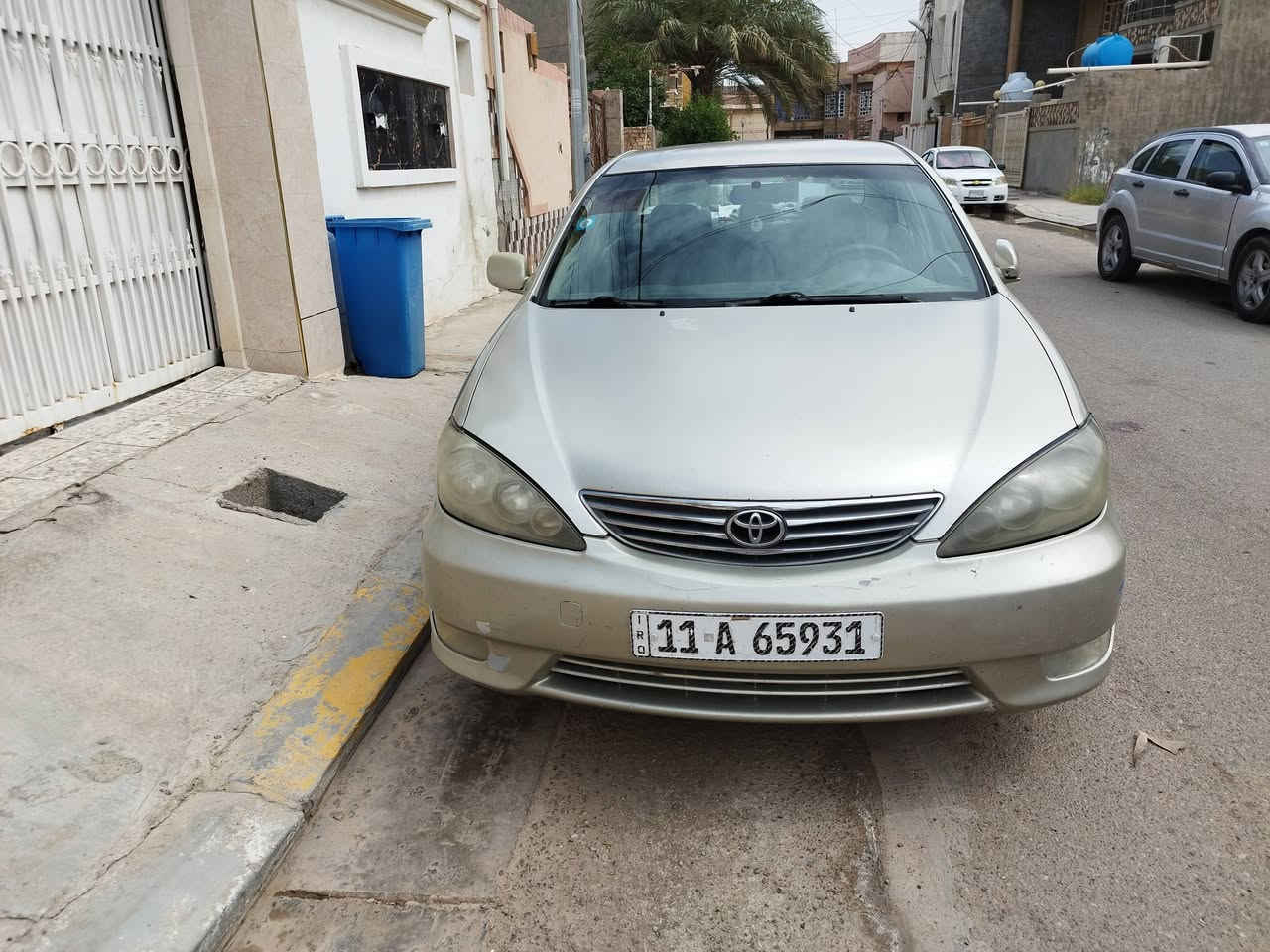 السلام عليكم 
للبيع
كامري 2006 محرك 2400 مفتوح كير وتبريد شرط السيارة بدلت بيها بابين عكس السايق بسبب حادث بسيط ومصبوغات مع الجاملغ الخلفي لتوحيد اللون وعندي صور الحادث والتصليح السيارة باسمي مكاني الفلوجة السيارة نظيفة وناعمة 
السعر 96 ورقة
***********
