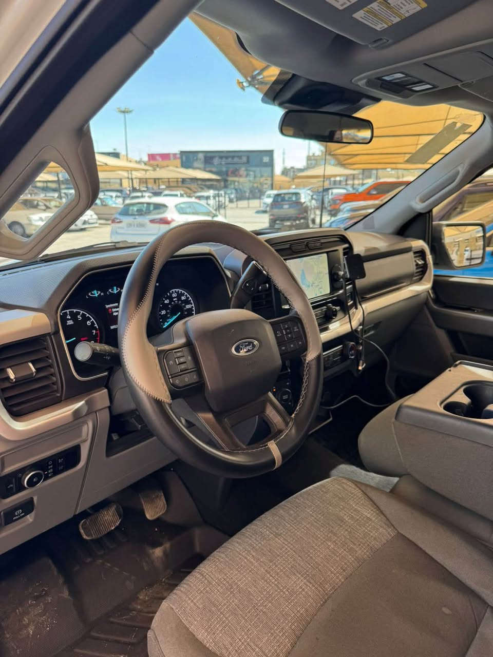 فورد f150موديل ٢٠٢٣رقم شمالي  ماشيه ٥٥الف باب طويل بدي قصير مكينه ٨سلندر  السياره موجوده بكربلاء. للاستفسار الاتصال عله الرقم ***********كفاله عامه صبغ بارد تحويل وكاله حاضر السعر ٢٩٥ وبيها مجال بسيط
