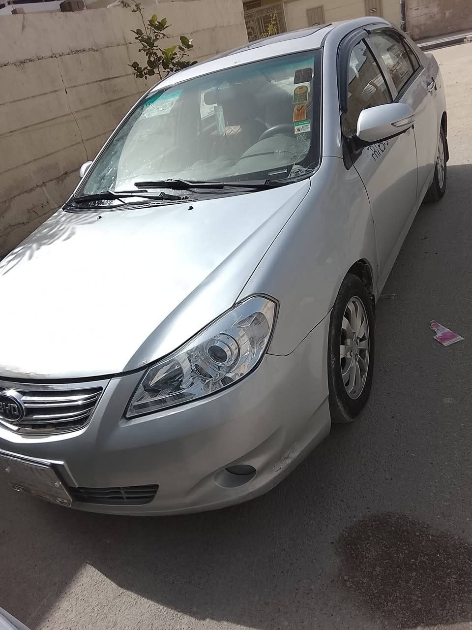 بي واي دي 2013 سياره جاهزه من الطول للطول
 مكينه وكير بجيس حداده جديده تخم تاير كهربايات
من الطول للطول سياره صلوات ماناقصه برقي لا خياس ولا ضربه مصبوغه جماليه تبريد عوزه غاز منضومه جديده
دوشمه جديده غرفتهه تخبل مال بيت مامتعوبه السعر 50وبيه مجال للشراي العنوان البصره الزبير الهاتف ***********
