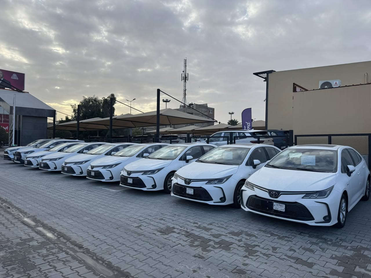 متوفر الان لدى  ( معرض الكلابي )
.  
كورلا هايبرد 2025  / مستخدم و زيرو 
.
كورلا كروز هايبرد  2025 زيرو 
.
فرونتلاندر هايبرد 2025 S  مستخدم و زيرو 
.
راف فور هايبرد 2024  ضمان ساز  زيرو  
.
للأستفسار اكثر *********** 
او زيارة موقعنا / 
كربلاء خلف مستشفى الكفيل 
مدينة معارض كربلاء النموذجيه  رقم المعرض ( 27 )
