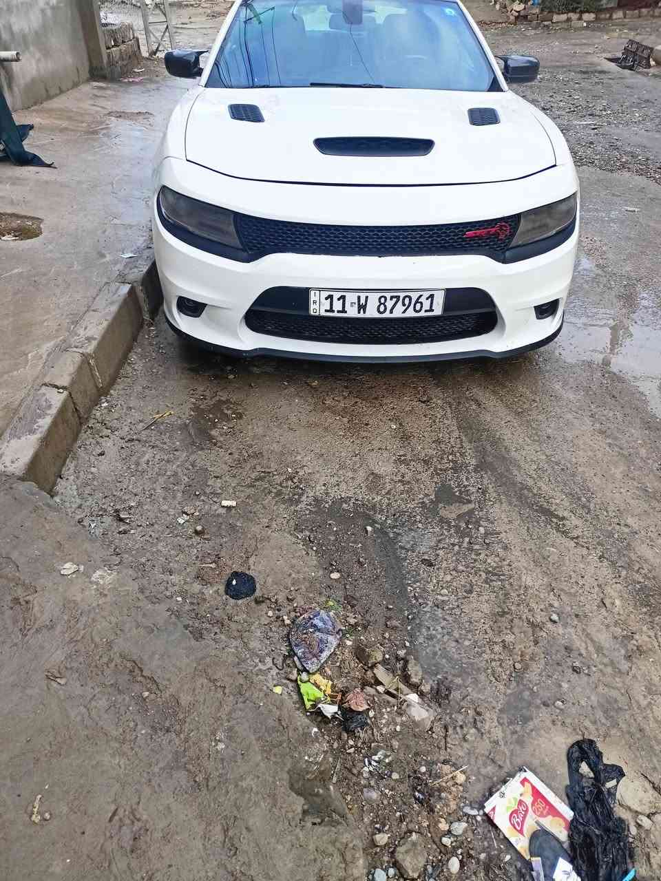 سلام عليكم للبيع جارجر موديل2015 بوليسي ماشيه84 الف كيلو بغداد بسمي محرك 3600 تو ويل مصبوغه حزام اثر شخوك ابيع عام صور الحادث بالمنشور وهنا بالعراق بيه جاملغ خلفي كل التفاصيل مذكوره السياره جاهزه مكاني الموصل الأيمن السعر149 وبيها مجال بسيط ***********
