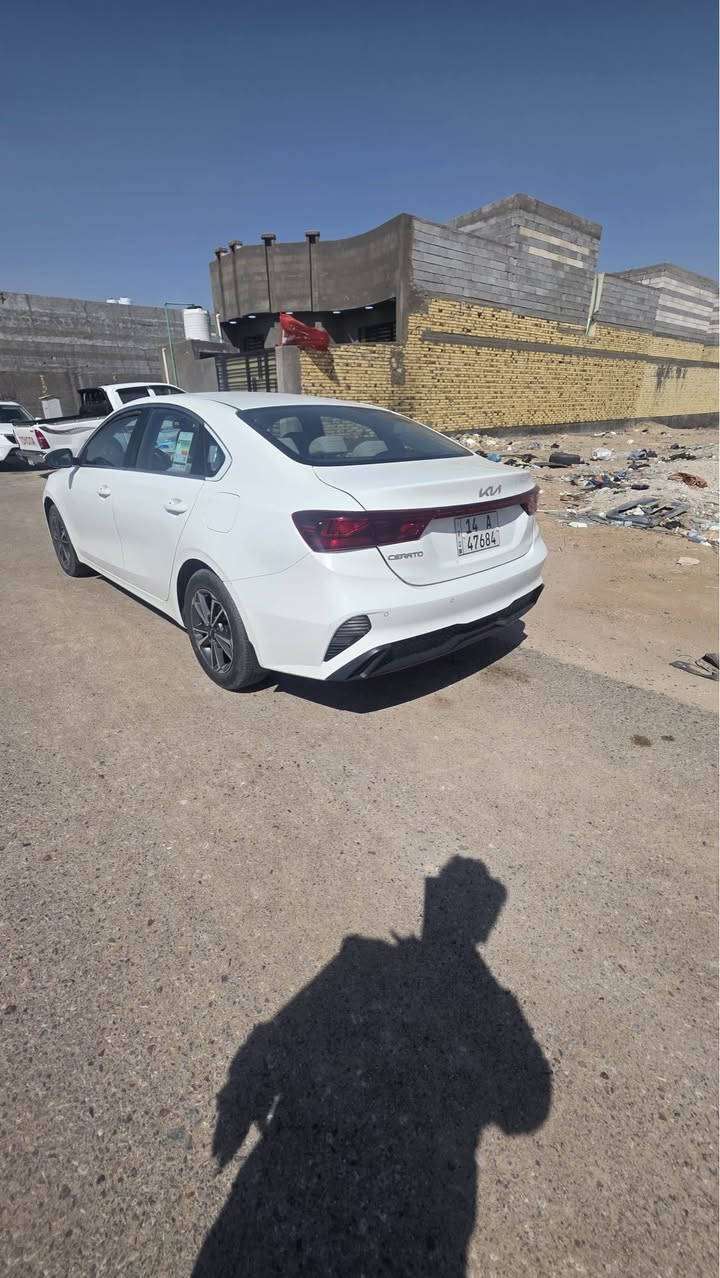 سلام عليكم سياره سيراتو خليجي مديل 23 كفاله سياره بسمي بيه بس باب الخلفي بي بارد فقط سياره جاهزه سعره 165  مكاني بصره القبله سياره بعده عل ضمان اي استفسار انتصل مكلف بل نشر  *********** البصرة, العراق
