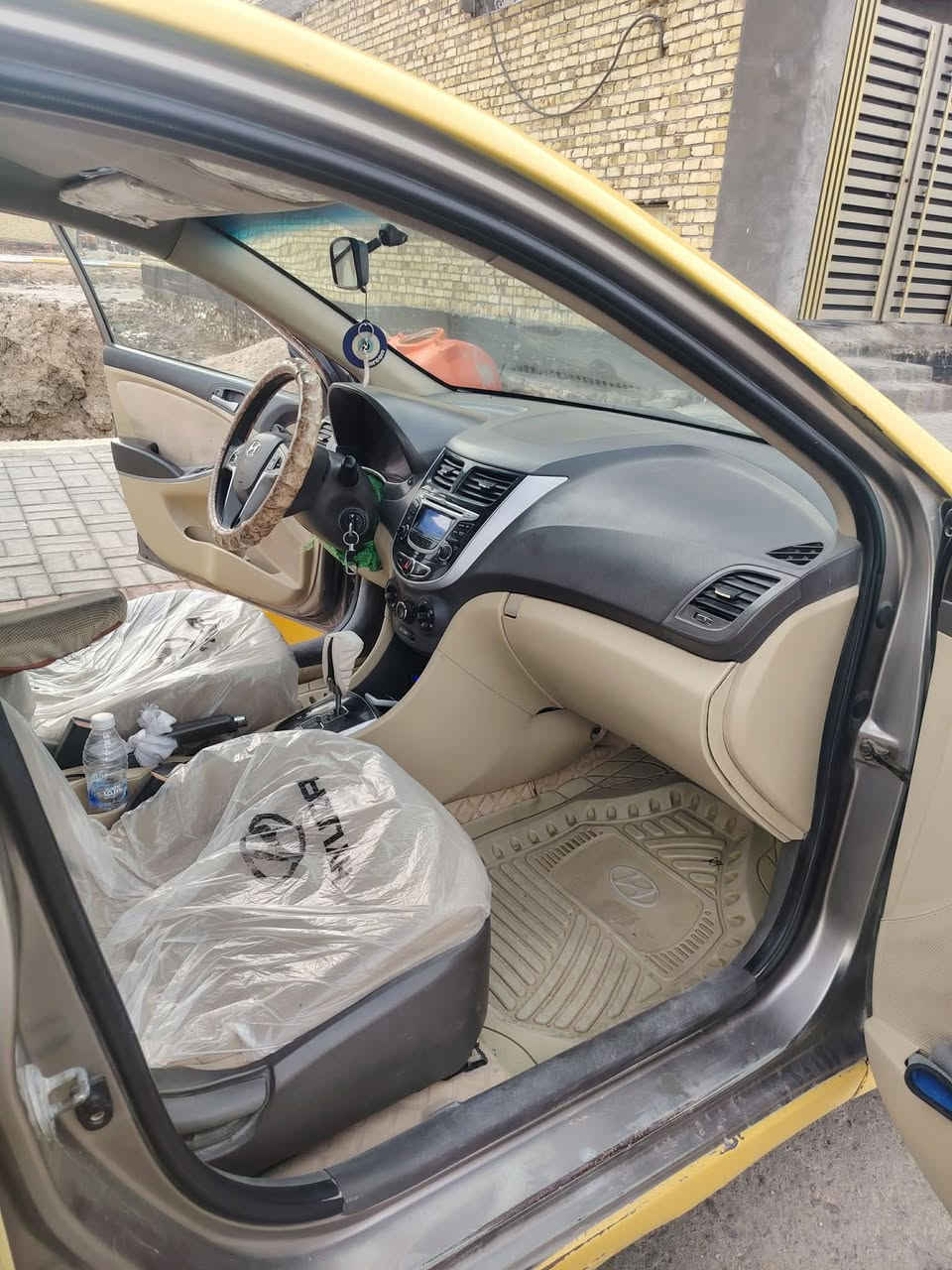 اكسنت موديل 14 خليجي رقم مثنى انكليزي 
مكينه 1600 خير من الله 
كير جديد 
منظومة راديتر جديده 
مكفولة من الضربه العابره والقويه 
السعر 77 وبيها مجال 
*********** مكان السماوه
