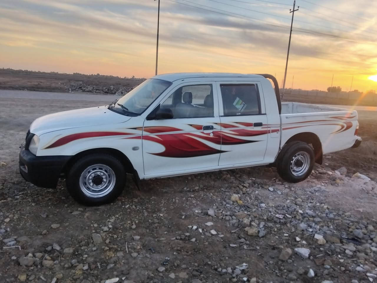 مزادالداخليه  مسبوشي  موديل 2004 مكينه وكير جديد  حدادي  جديد تخم تايرات  كهربائيّة شغاله  دوشمه جديد  مكفوله  من  الكلبه وضرب  وتبديل والصبغ  رقم التليفون *********** السعر 42 بيها مجال مكاني ناصرية قضاء الرفاعي رقم الهاتف ***********
