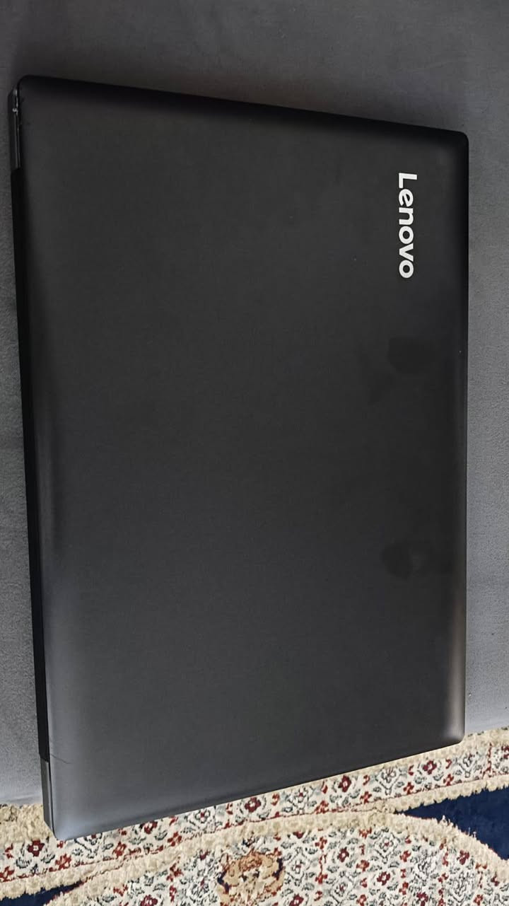 Lenovo IdeaPad 320-15IKB
المعالج: Intel Core i7-7500U (جيل سابع)
الرام: 8GB
نظام: Windows 10 Pro
شاشة 15.6 إنج
كرت شاشة مدمج  Intel HD 620
ضرر كلش بسيط ضربة مبينه بالصور ابد ما مأثرة عله شي 
السعر 250 مع توصيل قفل


**إذا كنت صاحب هذا الإعلان وتريد حذفه لأي سبب، رجاءا أرسل رسالة إلى الدعم الفني**