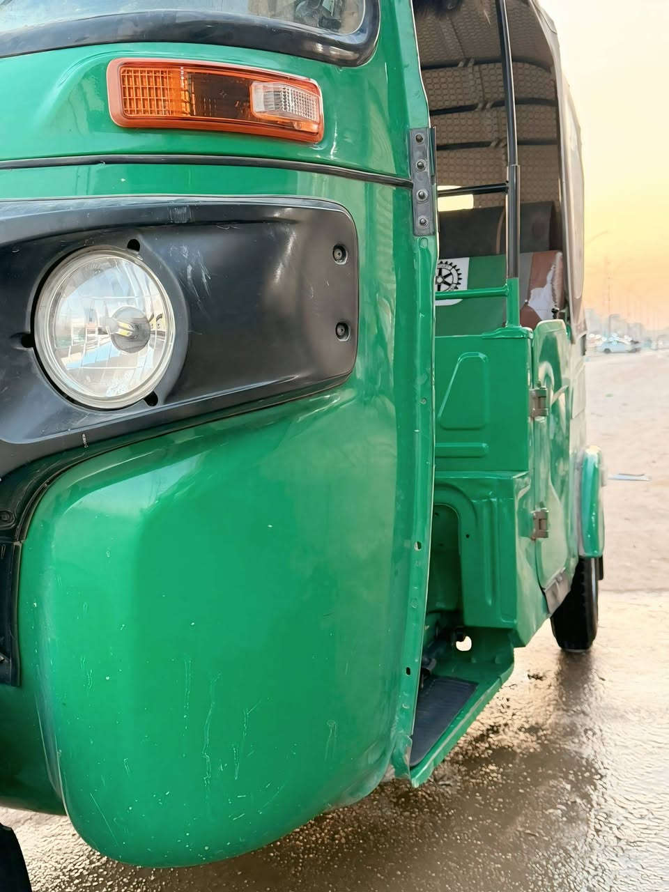 سلام عليكم رمضان كريم عليكم تكتك اخضر موديل 22 مرقم تحويل ثاني يوم رقم ذي قار  للبيع كفاله عامه تعمير الدوس فقط خير من الله ما تعبك متوازي على بيعتها وماريد كسر بسعرها شراي حياك الله خاص*********** عنواني الناصريه مركز
