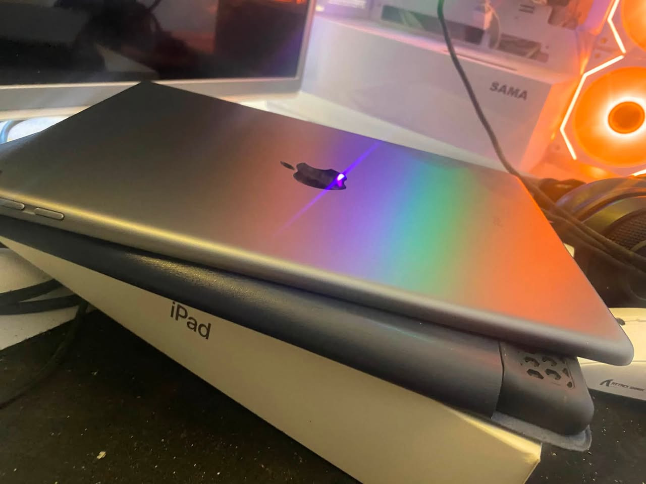 السلام عليكم 
ايباد ٩ ipad the 9 gen  
ذاكرة ٦٤ جيجابايت
سبب البيع اريد اشتري لابتوب موكلش يخدمني صراحة
للامانة الجهاز مفتوح مبدل بيه مدخل الشاحن 
سعره ٢٧٥ الف دينار عراقي
عنواني بابل ولكن  يوجد توصيل لكل المحافظات 
واتساب.  ***********
