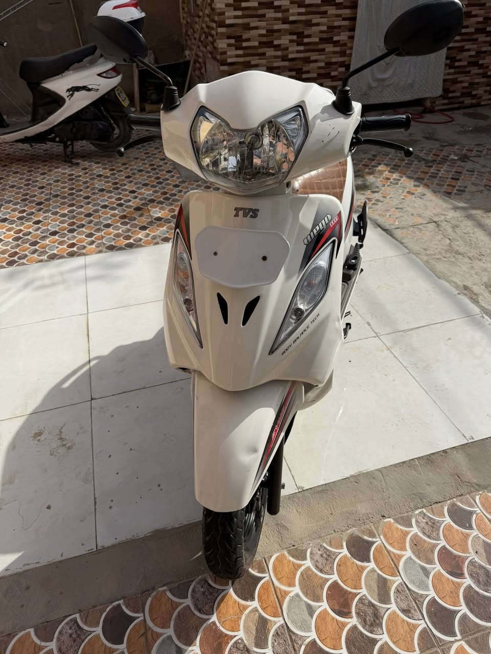 سلام عليكم دراجه ويكو هندي نظيفه وتاخذها على فحص للبيع سعرها مليون و700 قفل مكاني الديوانيه لشراي يراسلني خاص


**إذا كنت صاحب هذا الإعلان وتريد حذفه لأي سبب، رجاءا أرسل رسالة إلى الدعم الفني**