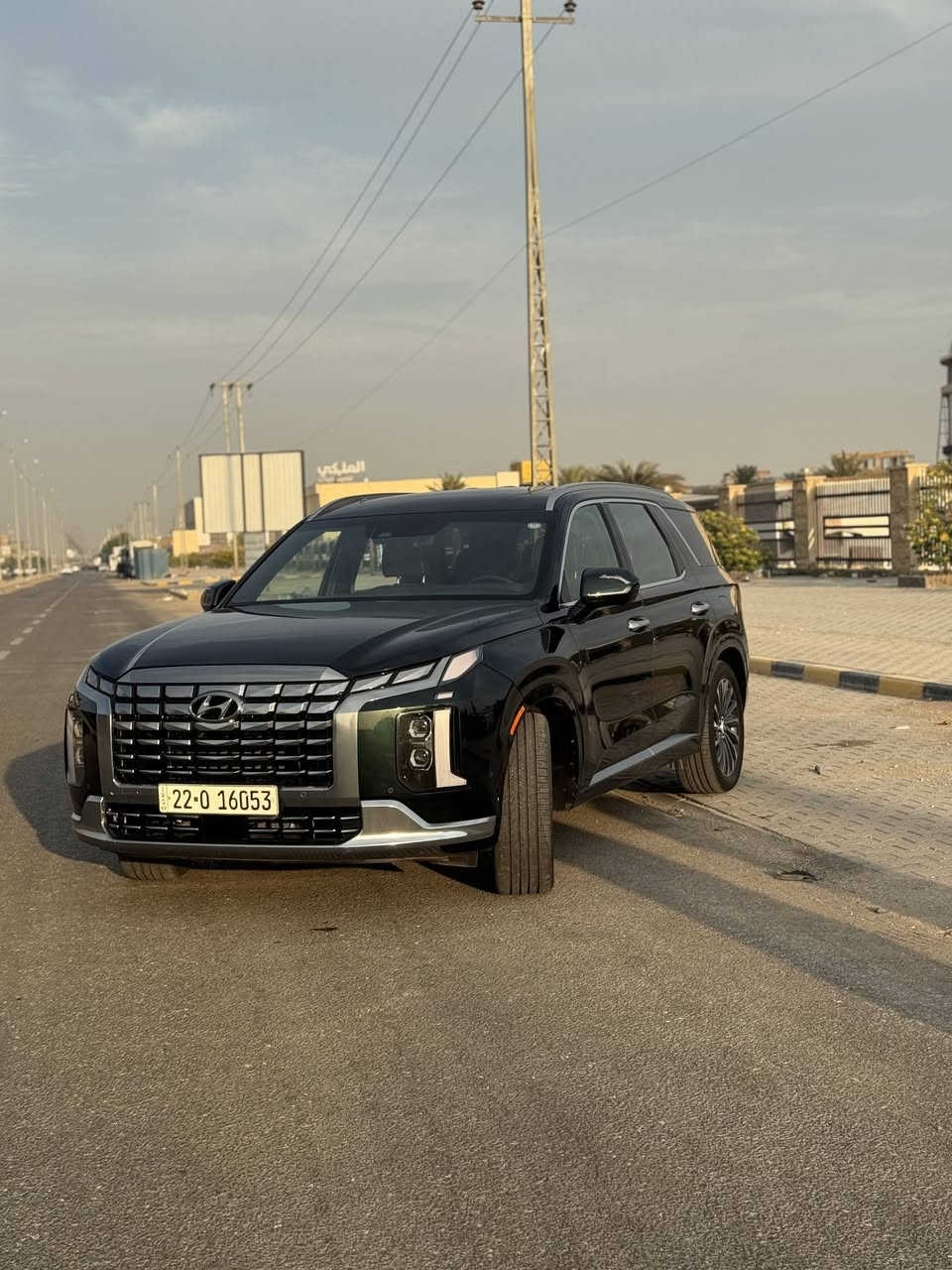 سلام عليكم
باليسايد كليكرافي 2024 ماشية 7000mi يعني ١٣الف كم 
السياره جديده اخت الزيرو 
المحرك  3800
المواصفات:
داتا شو
حساسات ورادارات 360 درجه
5 بصمات
الصندوق كهرباء
كشافات Led
لايتات وبك لايت Led
ويل حجم 20
بانوراما
7 راكب
المقاعد كلهه كهرباء
المقاعد كلهه تدفئة و تبريد
مقعد السايق مساج 
مقعد السايق خزن ميموري 
قيادة ذاتيه
نقطة عمياء
تدفئة ستيرن
التبريد بيانو
4x4 فور ويل
اكثر من وضع قيادة
sport
smart
eco
snow ثلجي
فورويل
توقف ذاتي
كامرات 360 درجه
انارة ولدات ترحيب
شفتات بالستيرن
المراية الوسطيه تعرض فيديو فول HD 
تحكم ستيرن جهتين
بالبصمة السيارة تتقدم وترجع وتشغيل عن بعد
اوامر صوتيه
وبعد بيهه هواي مواصفات
السعر 315$ ورقة وبيهه مجال
للاستفسار 
***********
***********
