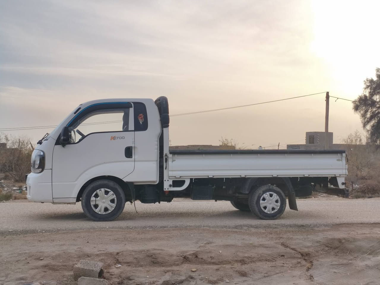 السلام عليكم كيا بنكو مفتوح موديل 2020 حره بصره تحويل مباشر بأسم المشتري مكفوله كفاله مكينه 2700 السياره جديده وجاهزه كير محرك تبريد تخم تاير عل وضع الشركه مكاني الناصريه غراف السعر 128 وبيها مجال بسيط 
***********
