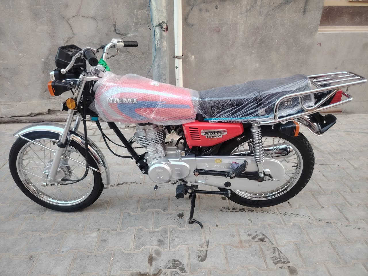 سلام عليكم دراجه نامه تعميره  26 بس شاصي 24 اوراق سكنر مدفوع كمركهه صارلهه أقل شهر تعمرت  من نوفل كله شلامجه اصلي  مناقصه شي السعر خاص او اتصال مكاني سماوه *********** واتساب
