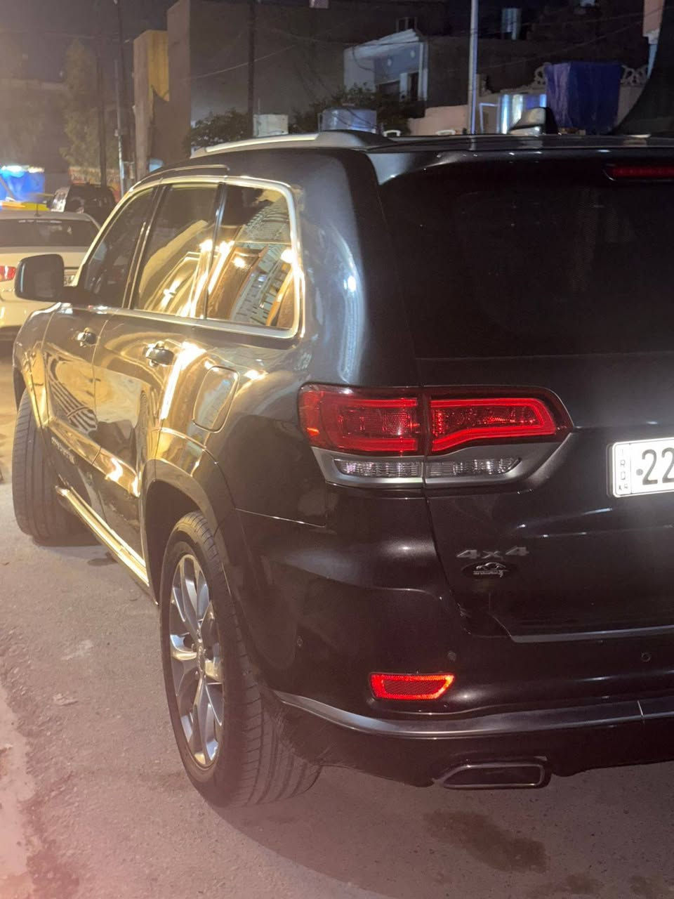 🚙🔥 Jeep Grand Cherokee 2021 للبيع 🔥🚙
سيارة نظيفة جداً ومواصفات كاملة 👌
✅ سومات
✅ جكات
✅ رادارات
✅ حساسات أمامي وخلفي
✅ نقاط عمياء
✅ كشن (تدفئة + تبريد)
✅ تبريد خلفي
✅ دفع رباعي (فور ويل)
✅ ممشى 19,500 فقط

💲 السعر: 36,500 دولار

السيارة استعمال خفيف وحالة ممتازة، جاهزة للفحص 🌟
📞 للتواصل: ***********
