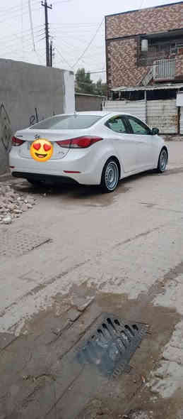 السلام عليكم النترا موديل 2015 امريكي داخله كلين الون ابيض صدفي المواصفات نضام eco  مكيDOHCنه (1800) تبريد ثلج تخم تاير جديد ضربته نص باب عكس السايق بيه تلحيضات بسيطه السياره جاهزه من كلشي شراي يتصل رقمي ***********
