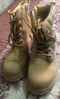 حذاء • قياس ٣٦