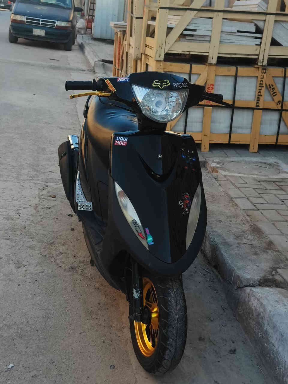 ماكس عدله
بوشه 49 بلاديه 

كلجات بلادي 

كابريتر بلادي

سلف بلادي 

يدات بريك وبانزين بلادي

كفرات + ويل تجاري 

دبلات بلادي 

مكينه كلها بلاديه تجي تفحصها وتاخذها 

سعرها 700 قفلها لا تناقشني على السعر 

مكاني بغداد البلديات ***********
