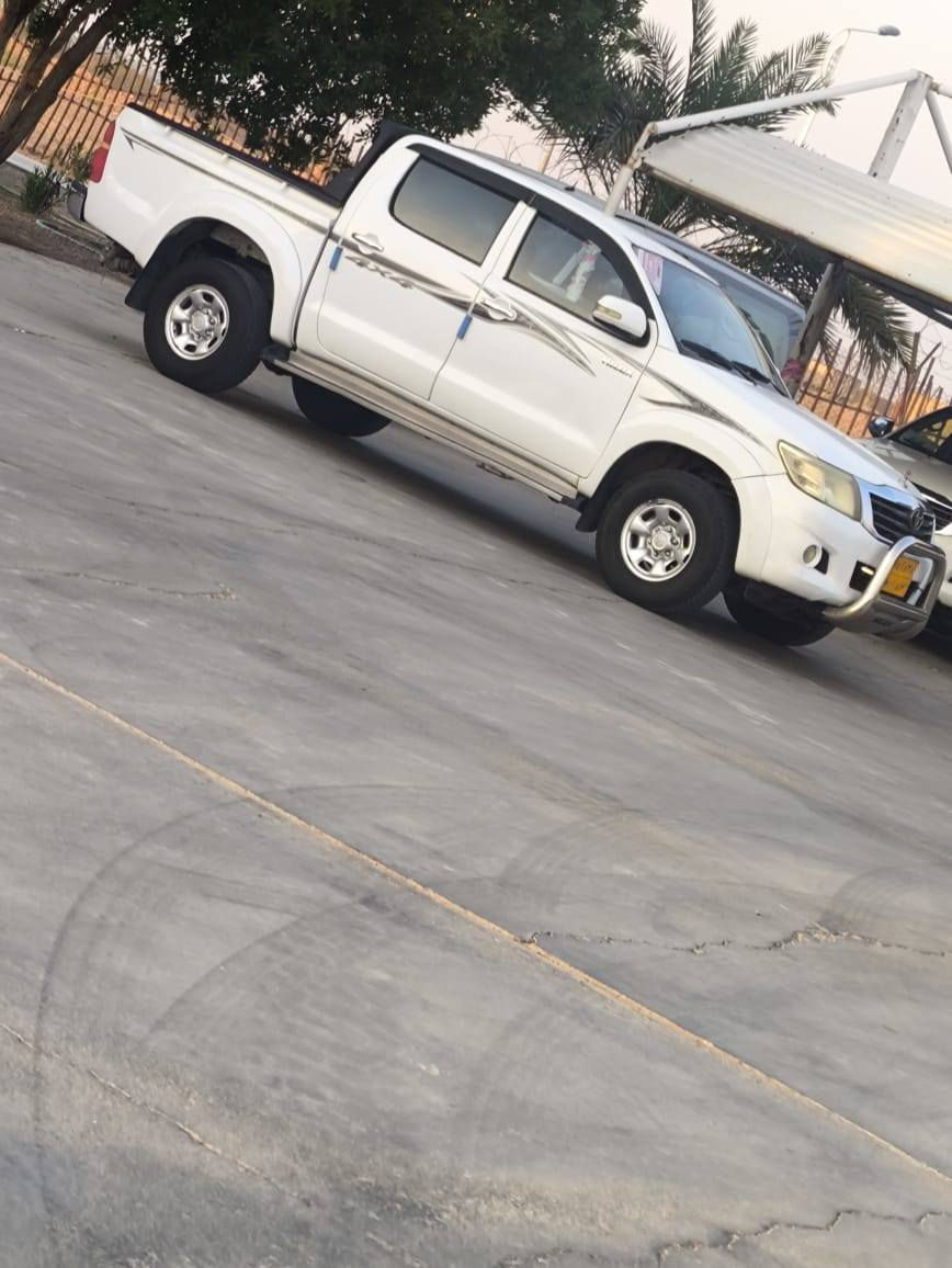 السلام عليكم فورويل كاز 2013
رقم ربيل سنويه صاقطه 
كير محرك مكفولات 
بيهه بارد باب السكن السعر (165/ 
مكان ميسان ‏‪0772 210 8272‬‏
اثير ‏‪0781 807 2308‬‏
