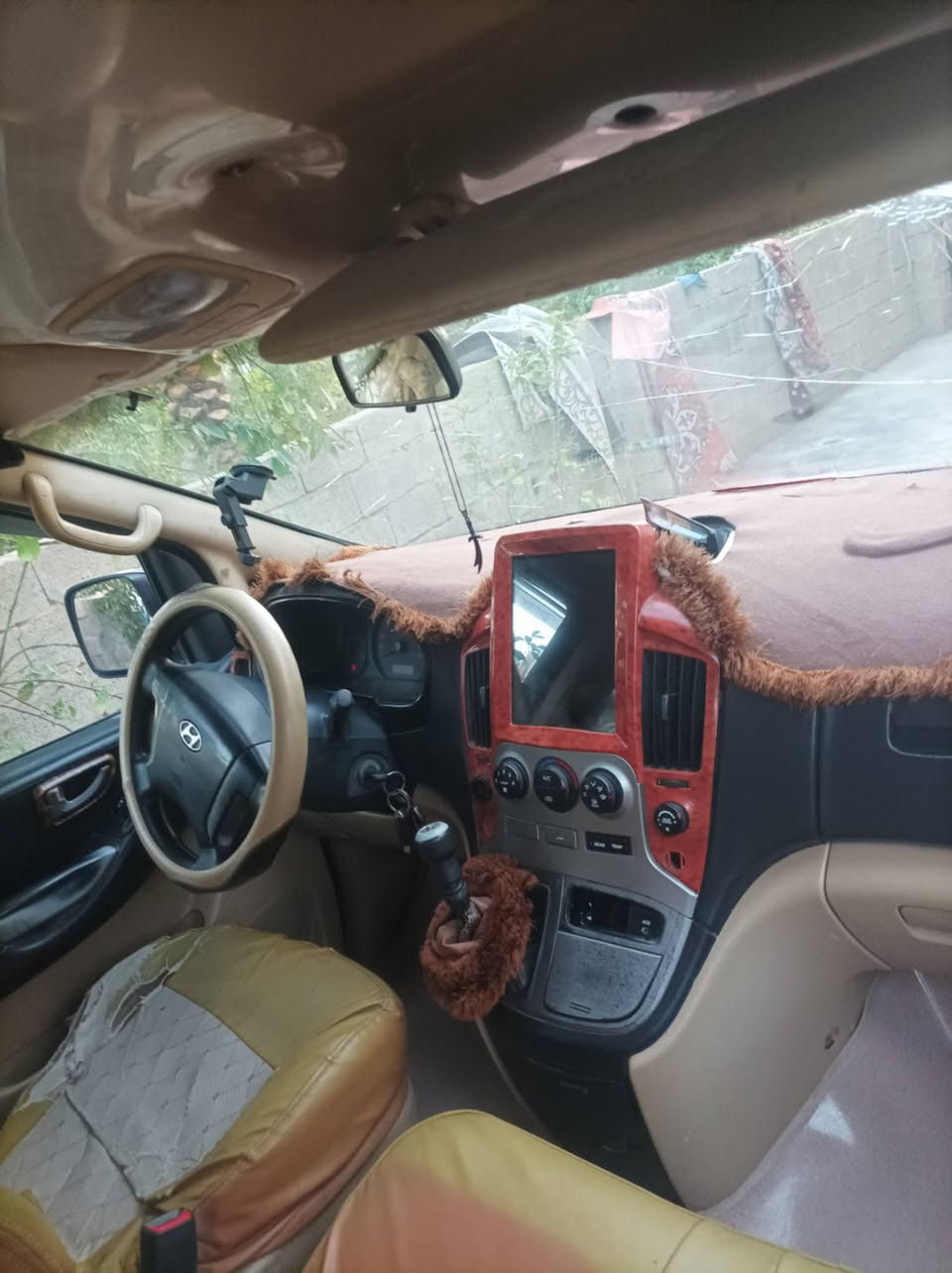 السلام عليكم : ستاركس مفتوح 9 رقم ديالى انكليزي مصفره غرامات وهيئه السعر 130 وبيها مجال مكفوله مال جناي باقي التفاصيل اتصال ع رقم *********** مكلف بل نشر
