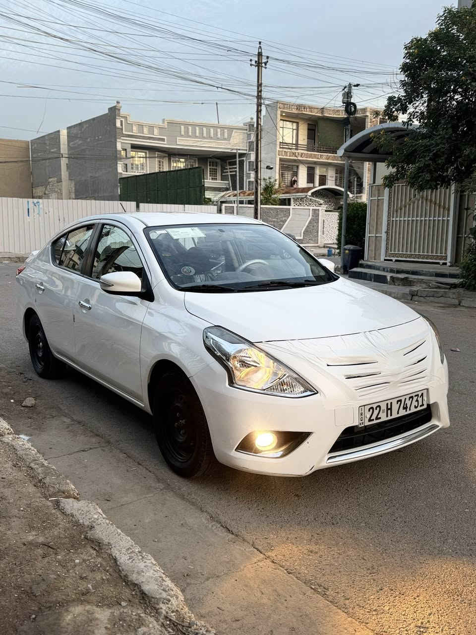 السلام عليكم نيسان سني موديل 2023 مكفوله لا ضربه ولا صبغ رايدهه 118$وبيهه مجال بسيط***********
