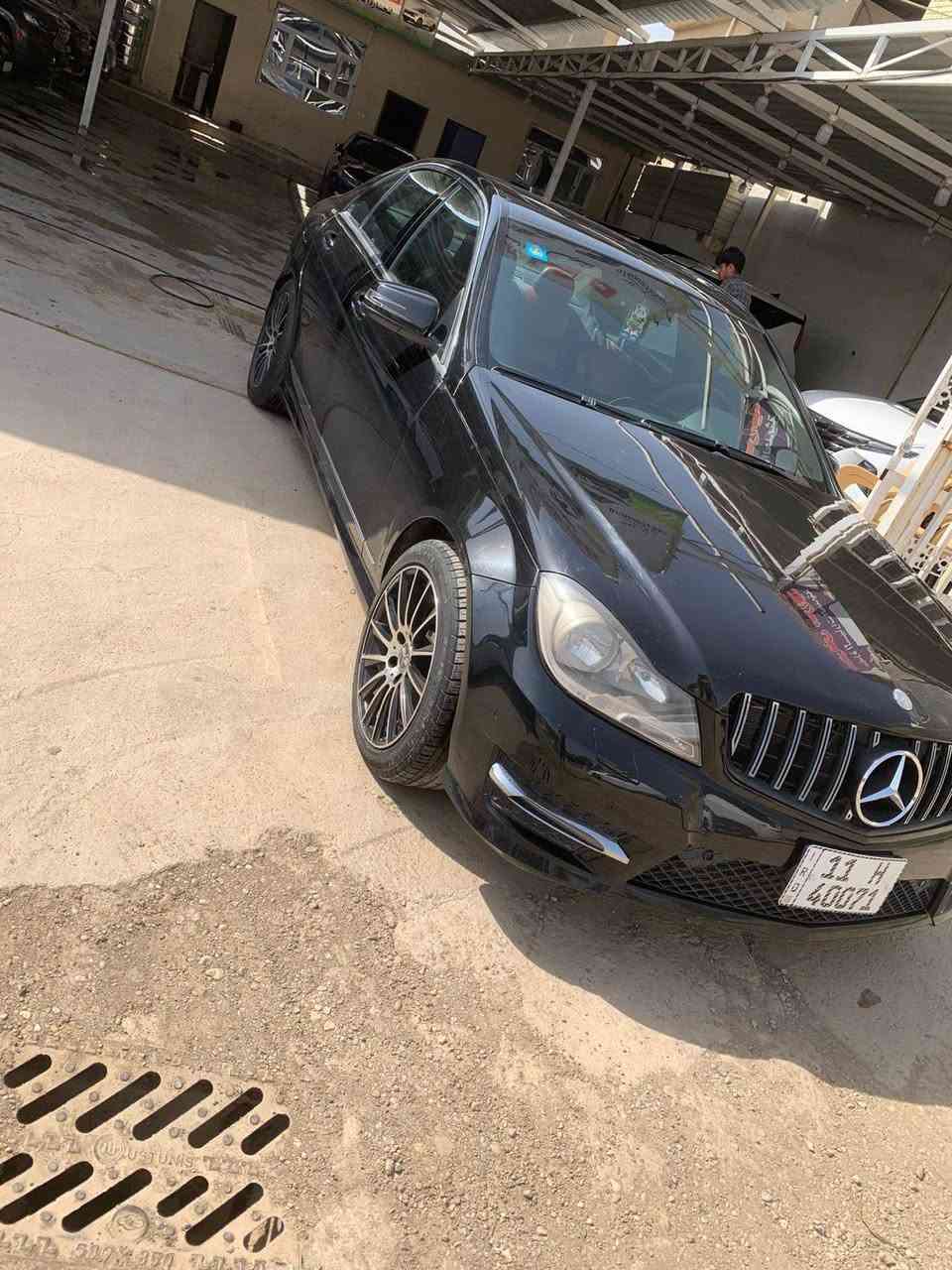 السلام عليكم
للبيع C300 فول مواصفات مكينه 6 موديل 2010
السياره داخله كلين هنا بيها قطع صبغ ابيع حزام 
السعر 112 
***********
