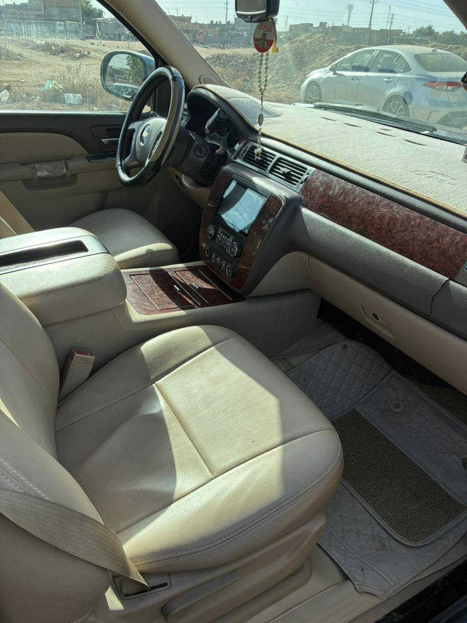 السلام عليكم تاهو ب٢٠١٢ خليجيه جديده على وضع الشركه رقم بغداد انكليزي مكانها كربلاء سعرها ب٢٣٠ وبيها مجال للاستفسار الاتصال على الرقم *********** او *********** اني مكلف بلنشر
