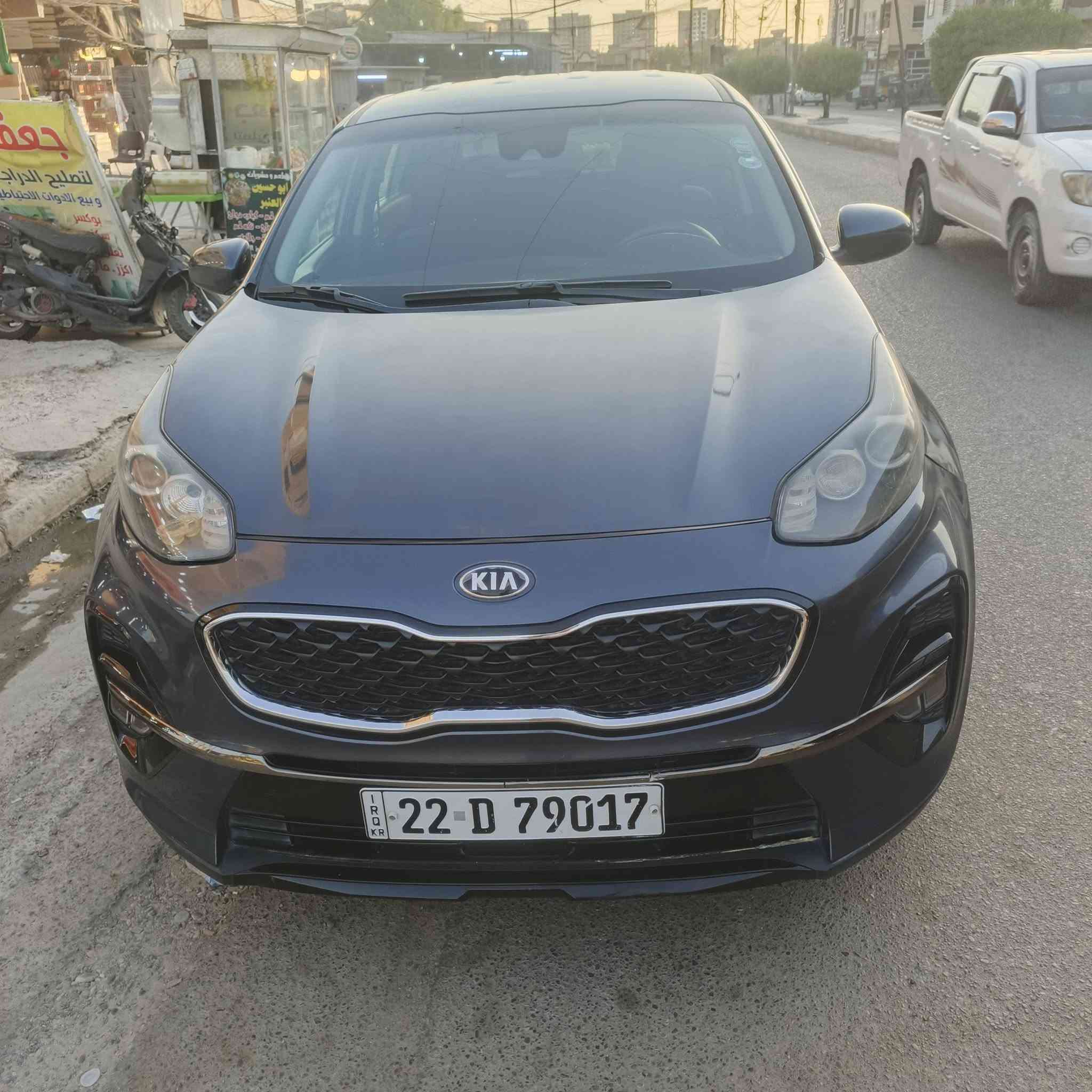 السلام عليكم 
كيا سبورتج موديل2020 رقم أربيل 
حادثها بس البنيد  سيارة جاهزة 
تبريد ثلج تخم تاير جديد 
محرك2400سي وان 
العنوان: بغداد الحرية
السعر:150وبيها مجال
رقم الهاتف:***********
