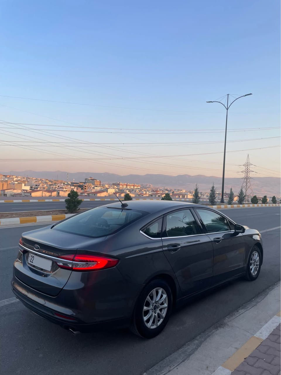 Ford Fusion 2017 S Clean Title
فۆرد فیوشن ٢٠١٧ مواسوفات S کلین تایتڵ

ماشاءاللە نموونەی جوانی و پاکی فیوشن ڕەنگی نەوتی زۆر تایبەت و بە هەیکەل کامل لەسەر بیلادیە 

بۆیاخ: کلین تایتلە بۆیاخ، سارد و گۆڕاوی نییە
یەک قوپاوی لەسەر بۆنیتەکەیەتی

مواسەفات se: شاشە، کامێرا، بەسمە، گێڕ ماوس ، برێک بەسمە، کۆدی دەرگا، ناو زەرد، زۆر مواسەفاتی تر…

کامل سێرڤس کراوە 
ڕۆنی گۆڕاوە
چوار تایەی تازەی لەژێرە ٢٠٢٦

گێڕ و مەکینە نەکراوەتەوە کارەبایات و تەبرید بە شەرت

ڕەقەم و سەنەوی تازەیە تا ٢٠٣٠
تەحویل، غرامە و وەکالەت بەشەرت

ناونیشان: سلێمانی
پەیوەندی:
*********** WhatsApp 
*********** السليمانية, العراق
