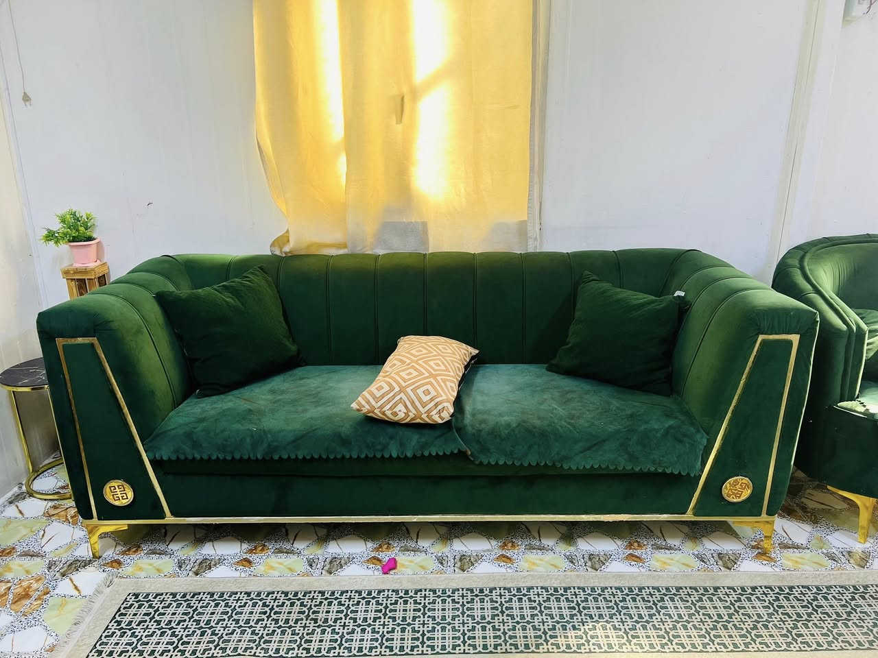 تخم حجري بلوك جديد ستعمال شهرين ما بي اي ضرار ولا كسر تخم جديد مع كوشات مع تلبيسه سعر 800 وبي مجال الطيبين ستفسار تصال على رقم ***********ما متوجد على فيس
