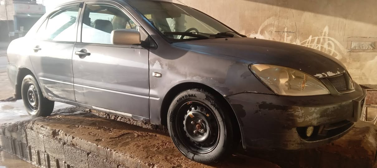 السلام عليكم لانسر موديل ٢٠٠٦ رقم بغداد بسمي تحويل مباشر سياره بيها جراد مكفوله من ضربه وصبغ مكينه مكفوله كير مكفول السعر ٦٣ وبيها مجال ***********
