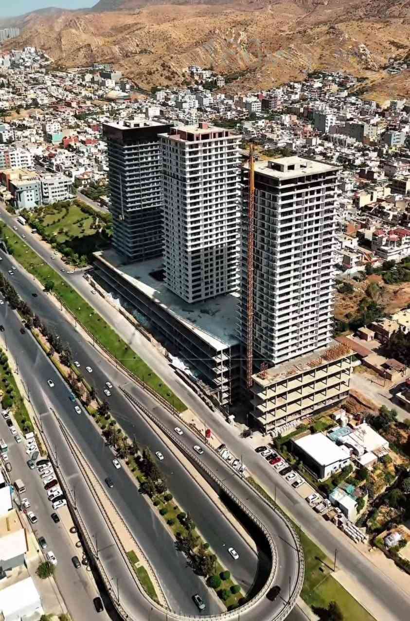 📍 شقة بو ڤروتن (قست)(نقد) – سيكناچر تاوەرز – دهوك
‎ئافاهی B | 

‎الطابقێ سیێ

‎ (ژورێن نفستنێ ٣ + هول) | مساحة: 186 م²

‎  واجهة شيمال شرق

‎ژ مولەکا ٣ طابق بيكدهيت

استيلام هەیڤا ٤

‎ بو پتر پێزانین کورەک یان واتساب :*********** 

~~~~~~~~~~~~~~~~~~~~~~~~~~~~~~~~~~~~~

‎عربي

‎📍 شقة للبيع مشروع – سيكنجر تاورز – دهوك

‎ العمارة B | الطابق الثالث

‎(3 غرف نوم + صالة) |

‎ المساحة: 186 م² 

‎واجهة مفتوحة(شمال شرق)

‎تحتوي على مول من ٣ طوابق و فول خدمات

استلام شهر ٤

‎📞 للتواصل فقط كورك او واتساب:
