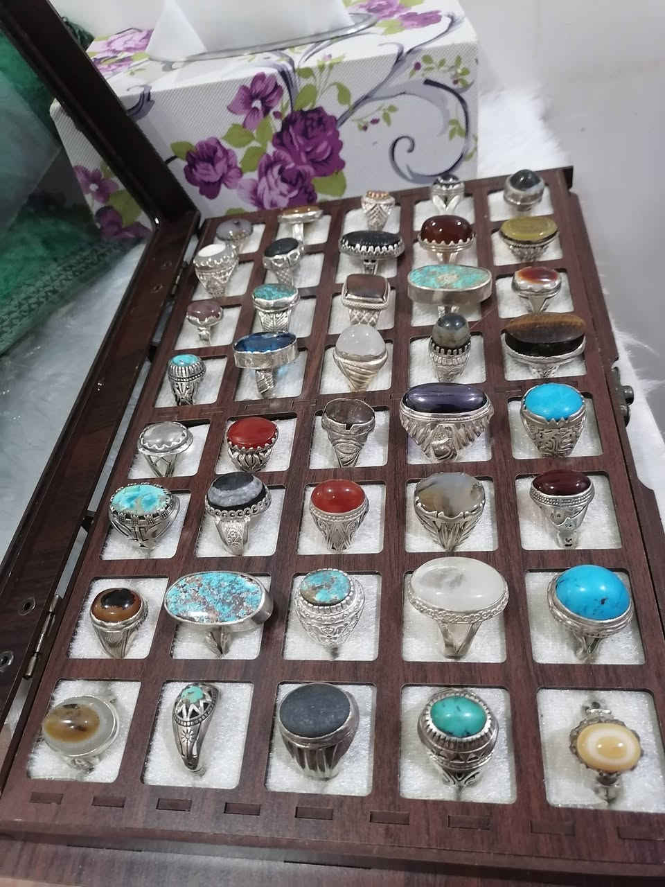 السلام عليكم
محابس فضه 925 عدد ٤٠ قطعه احجار مختلفه
سعر محبس ٣٠ الف نهائي سعر نهائي
اغلبهن صياغات يدويه وثكال
المكان النجف الاشرف
للاتصال ***********
