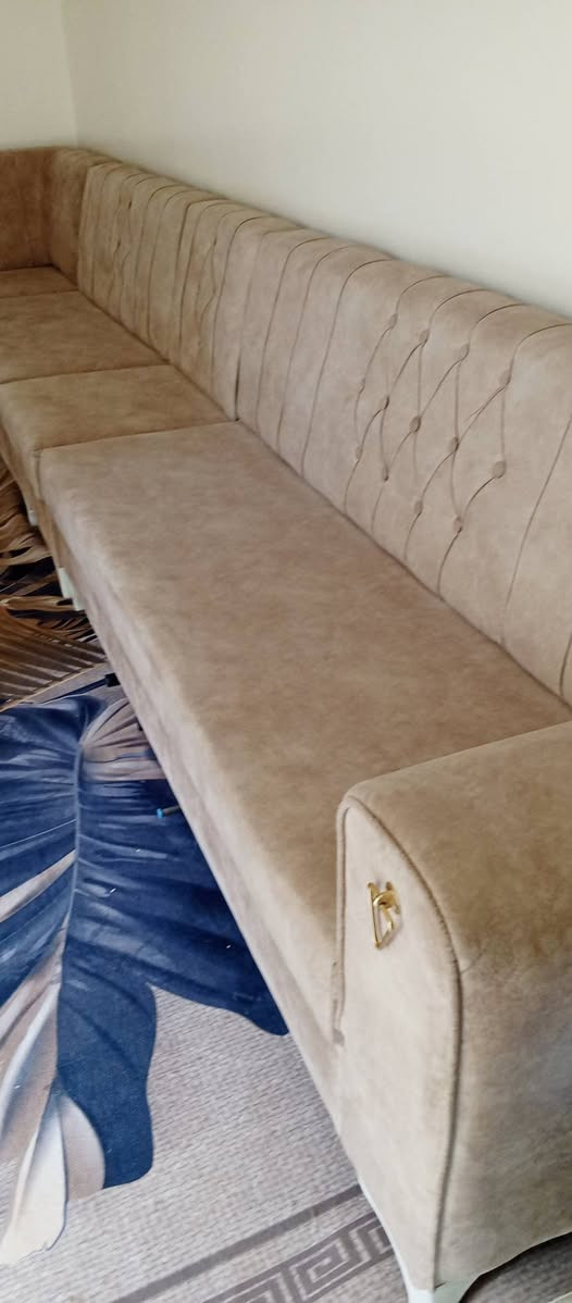 السلام عليكم ورحمه الله تخم تركي مستعمل للبيع الاتصال على الرقم ***********
