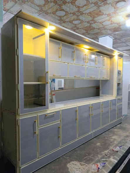 كاونترات. ديكور حسب طلب يرهم مراوس اسعار يختلف حسب موديل نشتغل كافه موديلات والوان مختلفه عنوان التأميم 8 شباط مقابل تانكي ام عمار بصف راشي رشيد
*********** عرووض نار🔥🔥🔥🔥 استغلوا فرصه
