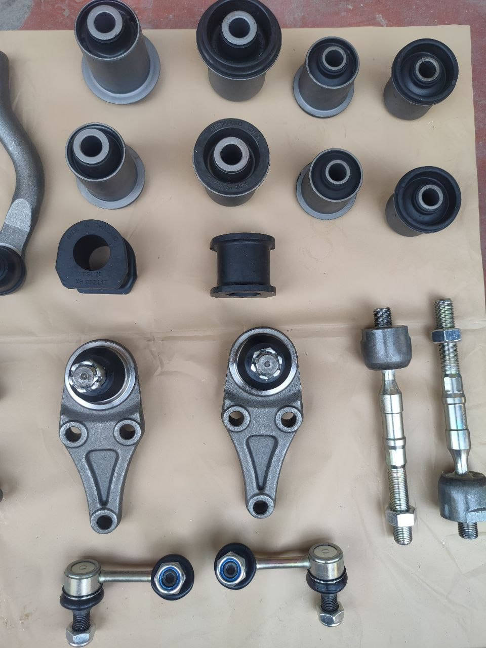 السلام عليكم
تم توفير الادوات التالية للباجيرو 

فول لايت 
بك لايت 
بطانة جاملغ 
مطريات 
خطة باجيرو 
جام لايت  (يتوفر جملة 📌)
جام بك لايت

يوجد توصيل لجميع محافظات العراق 🛻

للاستفسار التواصل واتساب ***********
 او عبر الرسائل الخاصة 📩

العنوان : بغداد / شارع الضلال
