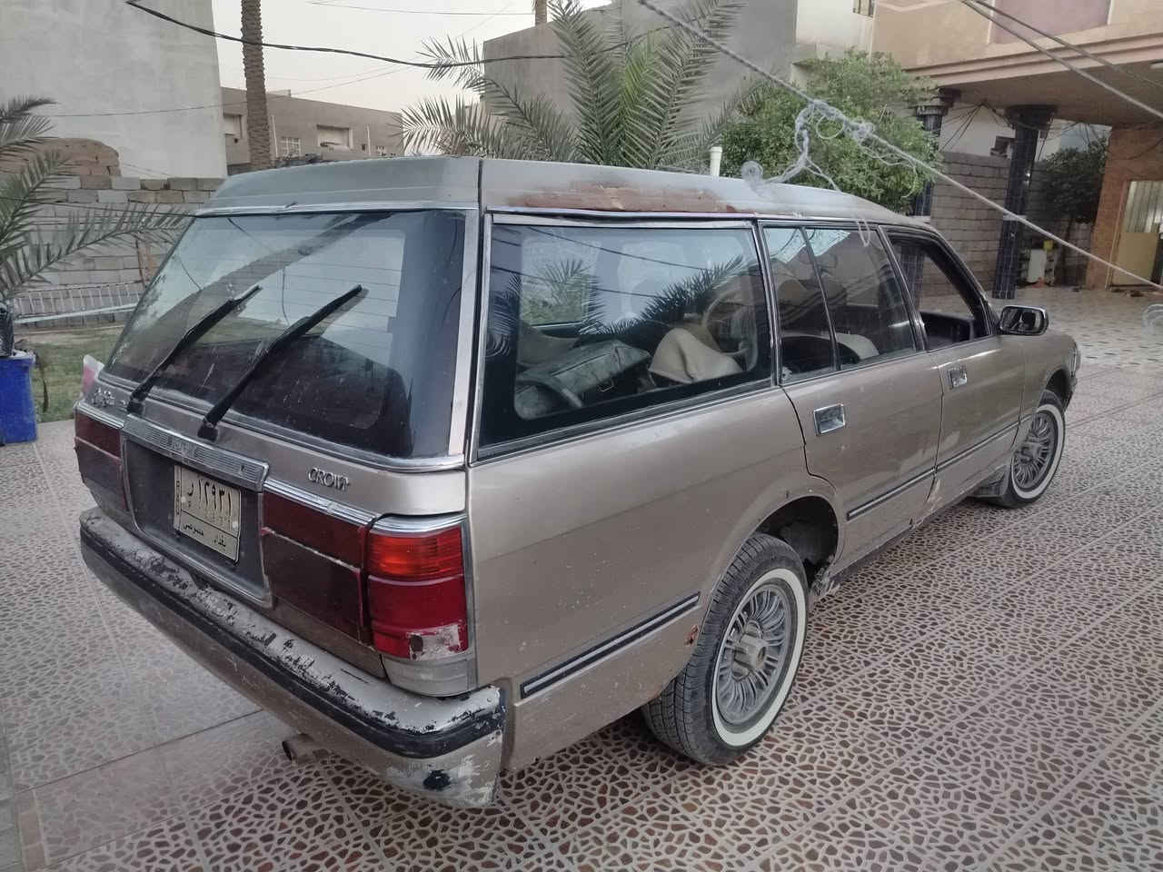 السلام عليكم سوبر ستيشن موديل 88 كير مكينة 2500 بطه جدد السيارة أيسر بلاد السعر 30 وبيها مجال السيارة قاصرين
 الاستفسار ***********
